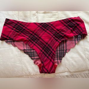 PINK Plaid cheekster underwear